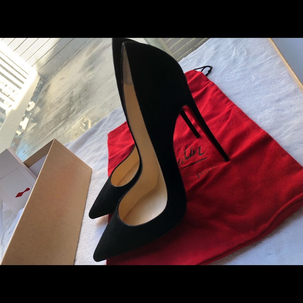 Brand new So Kate Louboutin Beauty’s in the box!!!